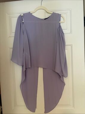BCGB MAXAZRIA Lavender Cold-Shoulder High-Low Top